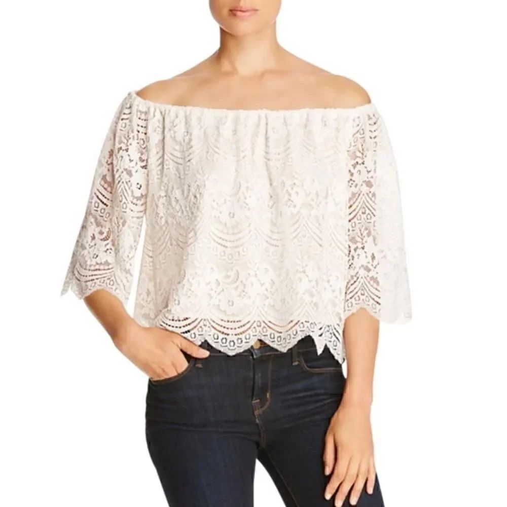 cupcakes & cashmere Cream/White Off-the-Shoulder Lace Top